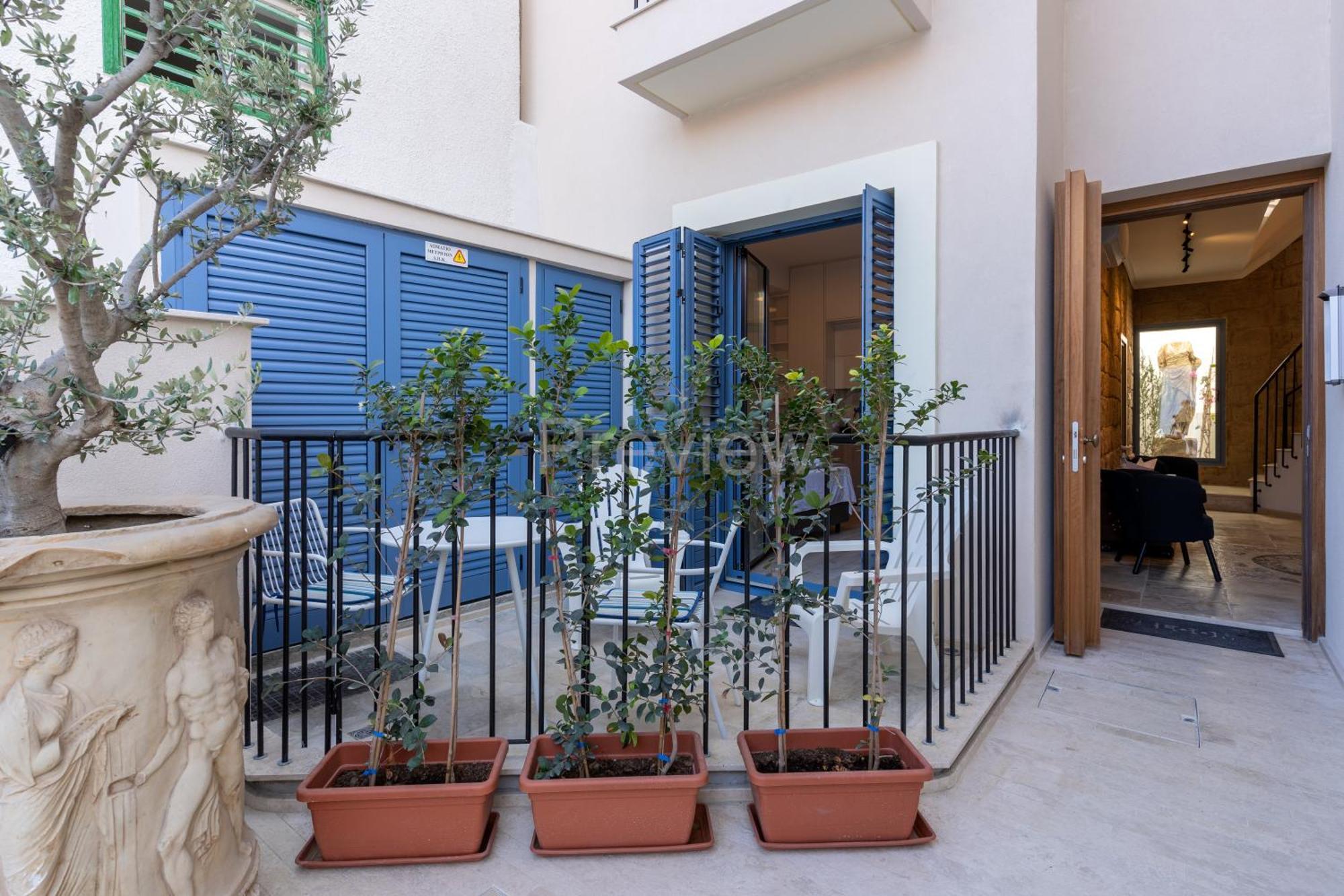 Le Voyageur By The Sea - Furnished Rooms Larnaka Exterior foto