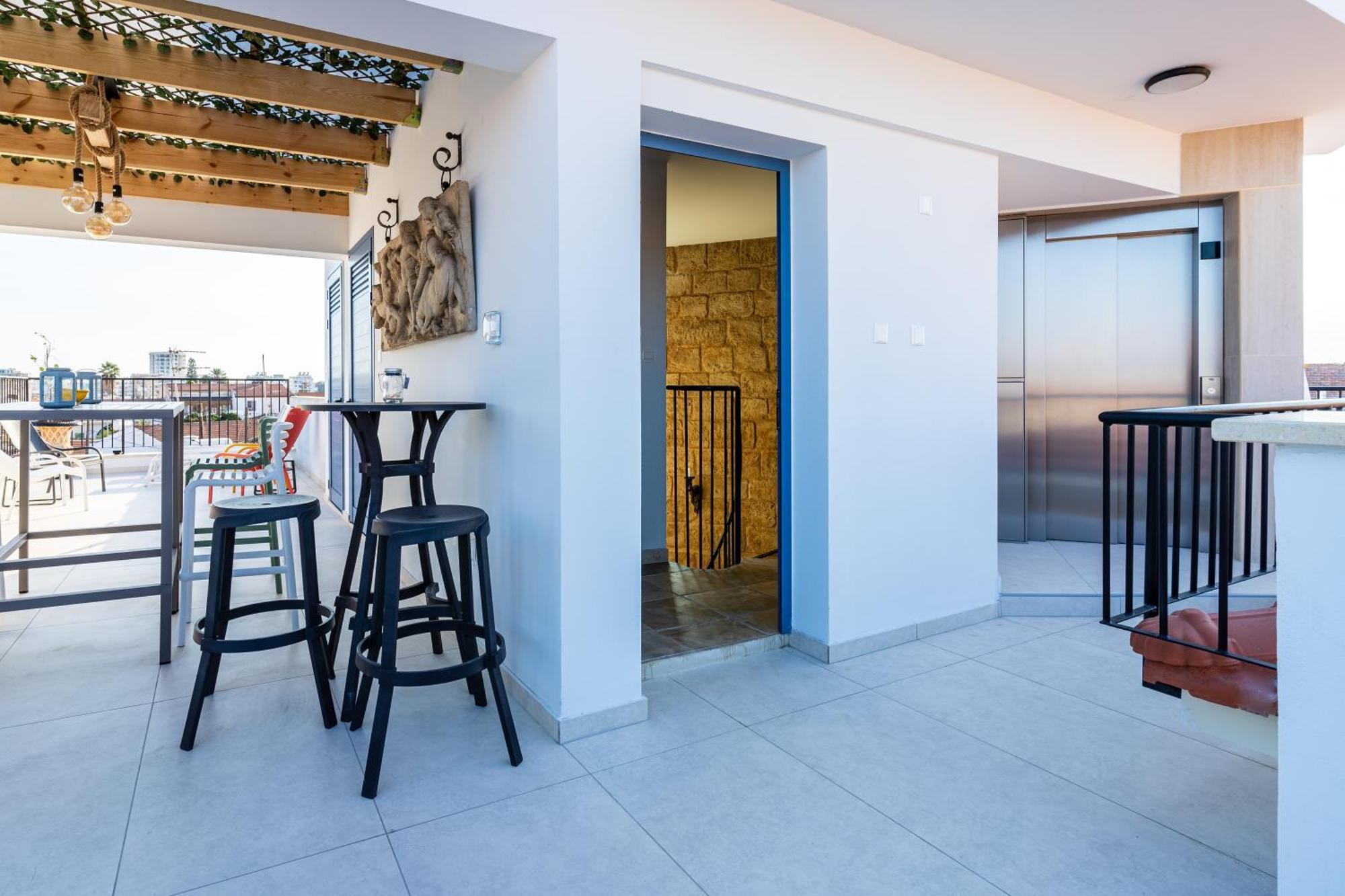 Le Voyageur By The Sea - Furnished Rooms Larnaka Exterior foto